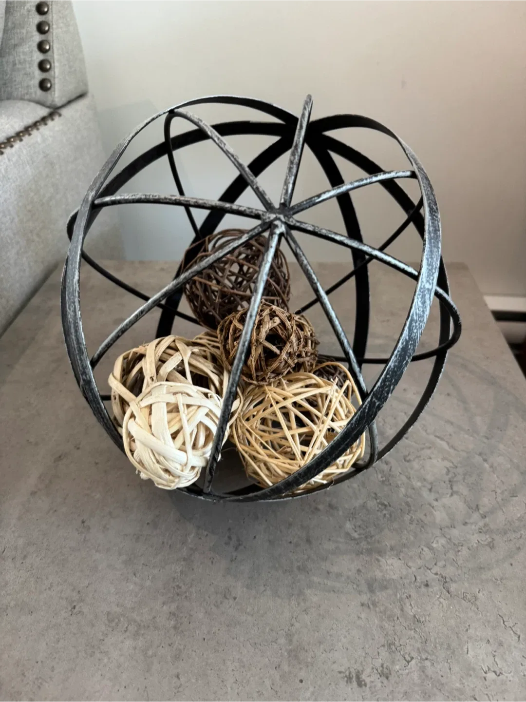 Decorative Metal Sphere with Rattan Balls