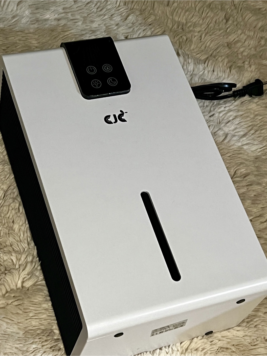 CJC Dehumidifier - White & Black