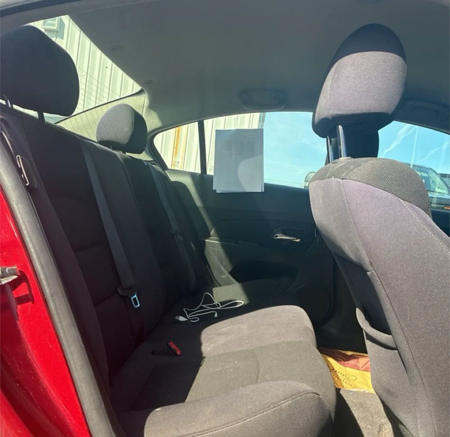 Red Chevrolet Cruze Sedan 2012 image indicator(6)