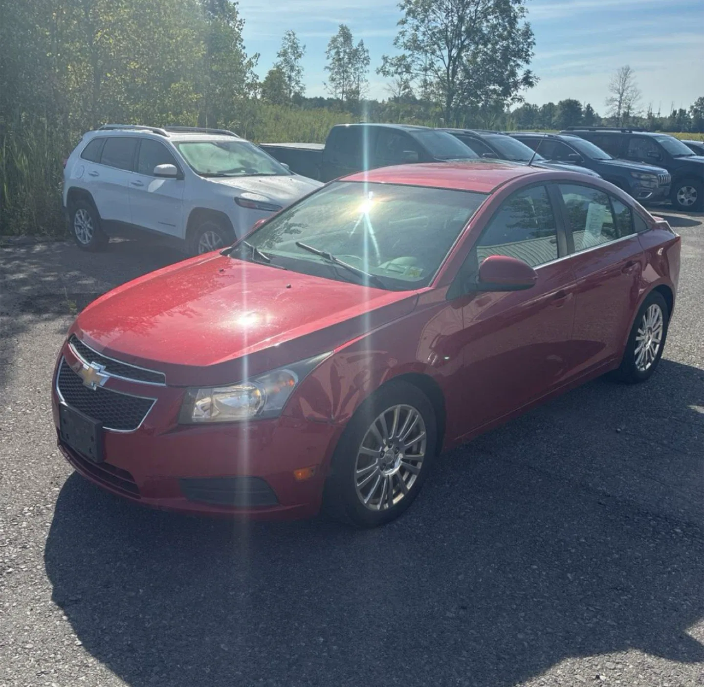 Red Chevrolet Cruze Sedan 2012 image indicator(10)