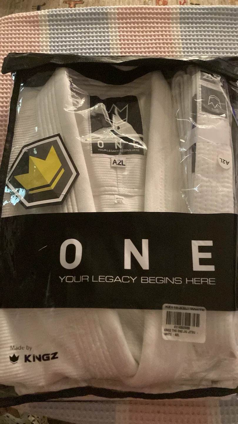 KINGZ ONE Jiu Jitsu Gi - White - A2L - NEW thumbnail