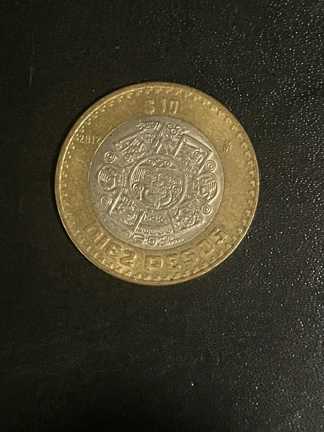 10 Mexican pesos coin thumbnail