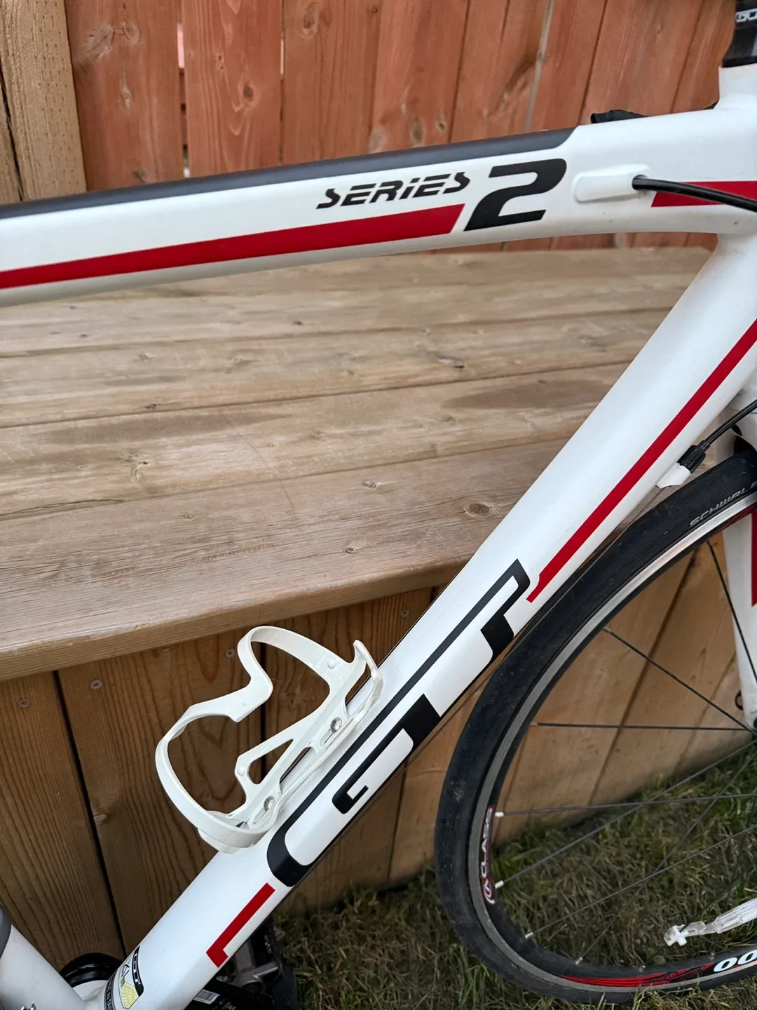 GT Series 2 Road Bike image indicator(4)