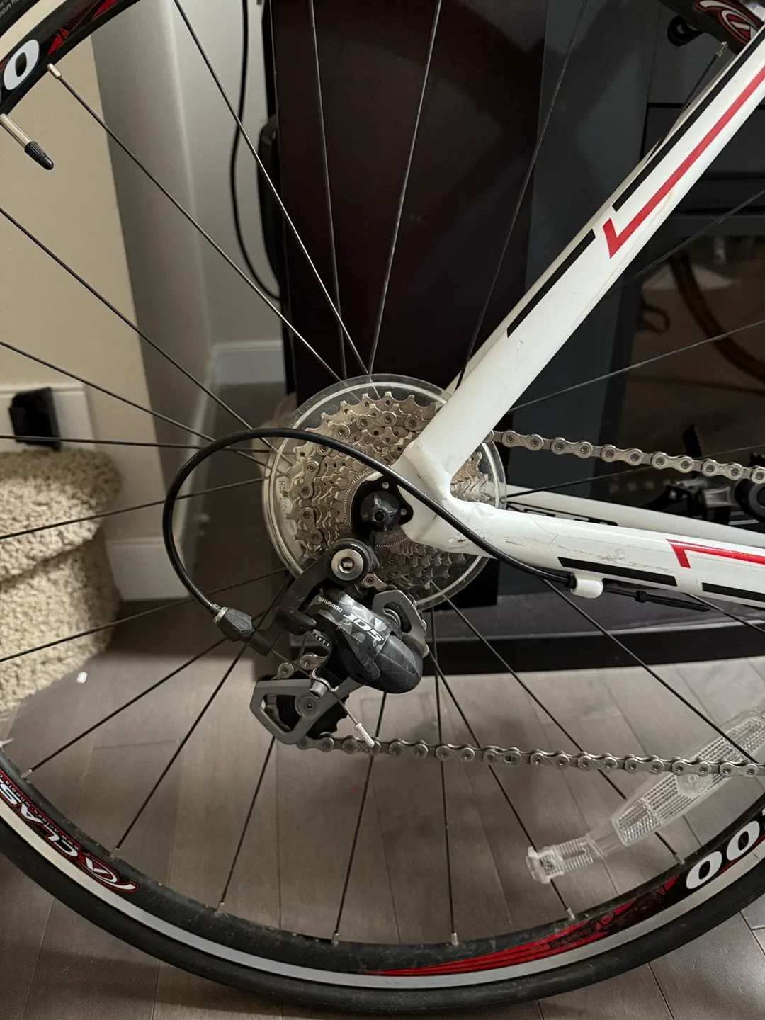 GT Series 2 Road Bike image indicator(10)