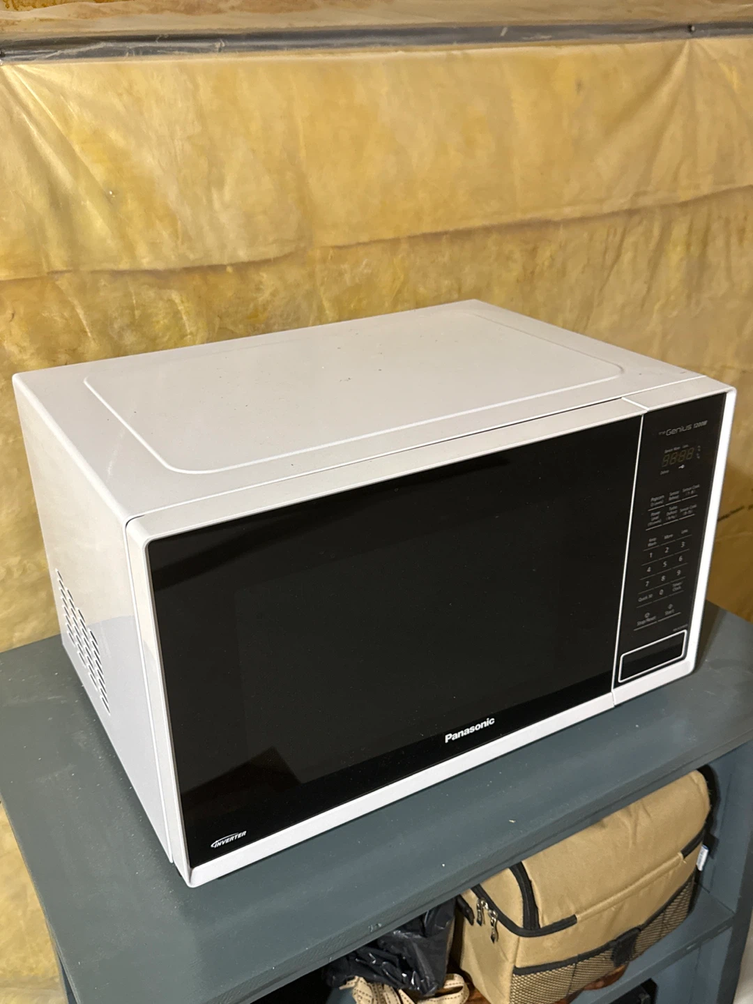 Panasonic Genius 1200W Inverter Microwave