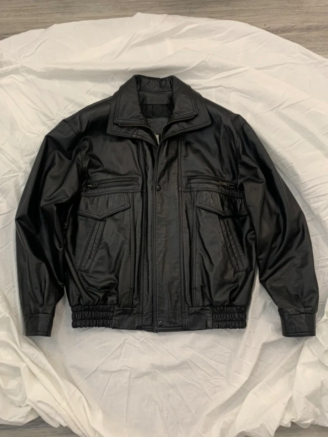 Black Leather Jacket image indicator(4)