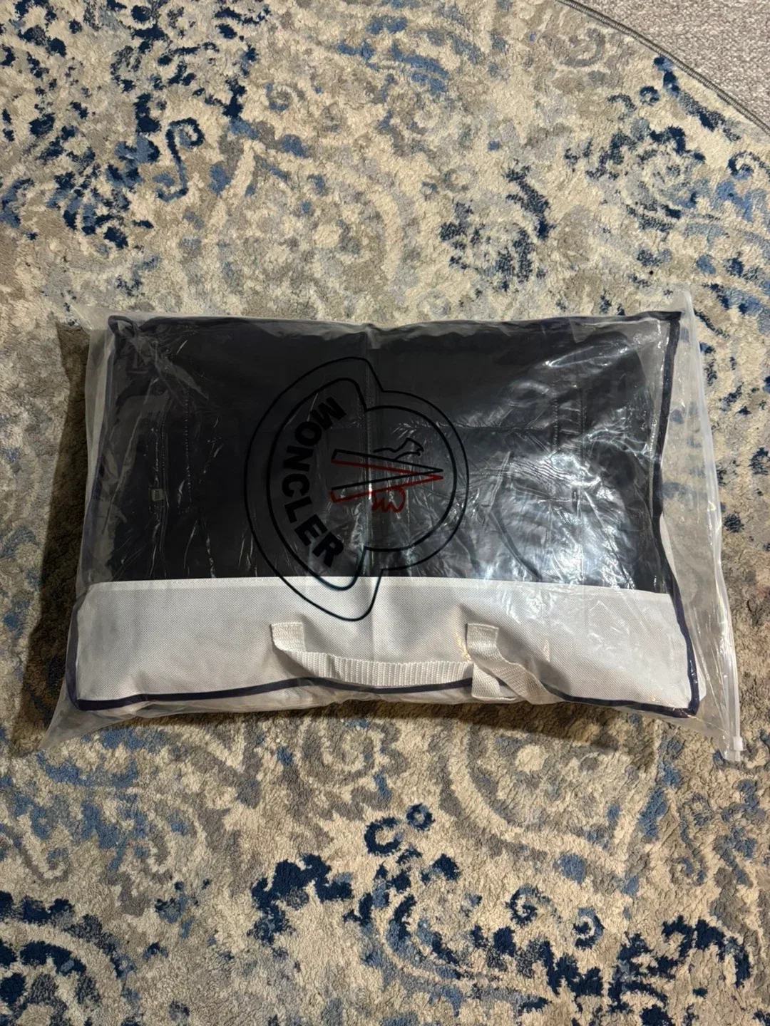 Moncler Black Puffer Jacket image indicator(2)