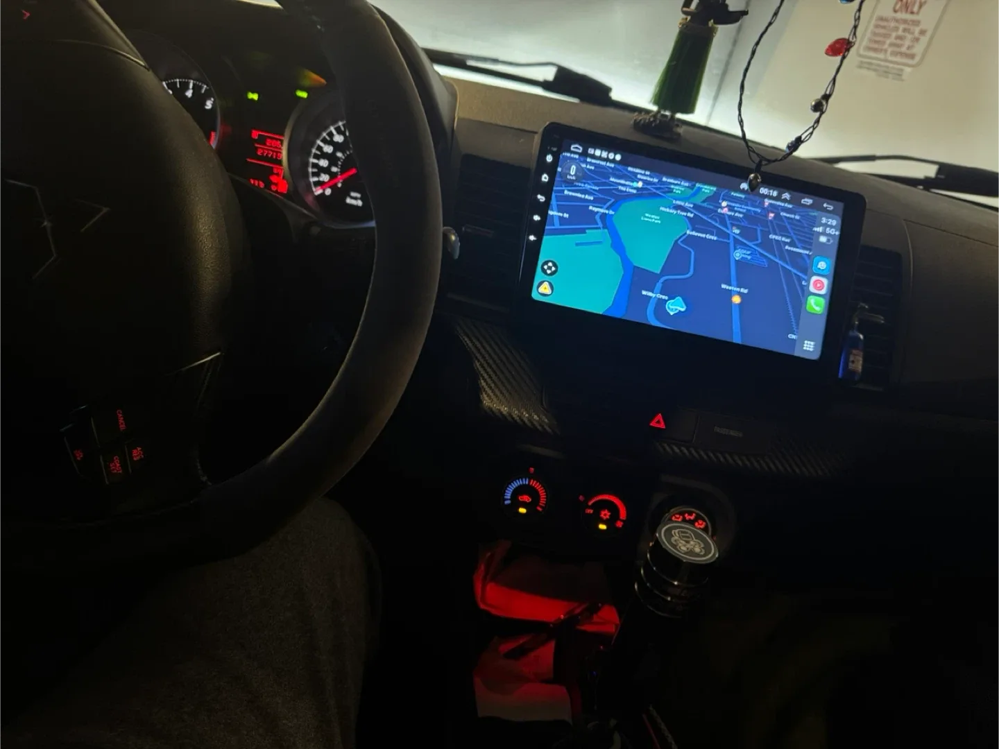 Blue Mitsubishi Lancer image indicator(5)