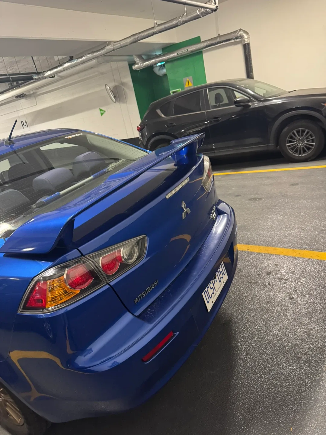 Blue Mitsubishi Lancer image indicator(2)