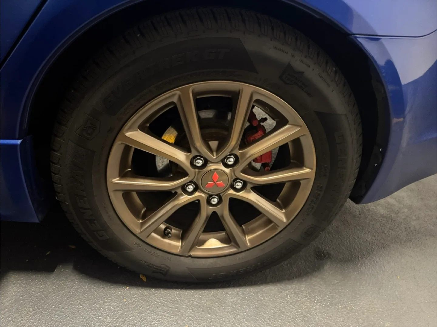 Blue Mitsubishi Lancer image indicator(10)