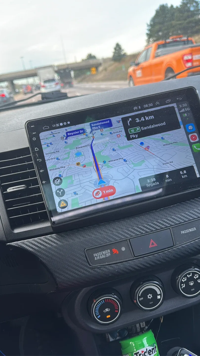 Blue Mitsubishi Lancer image indicator(9)