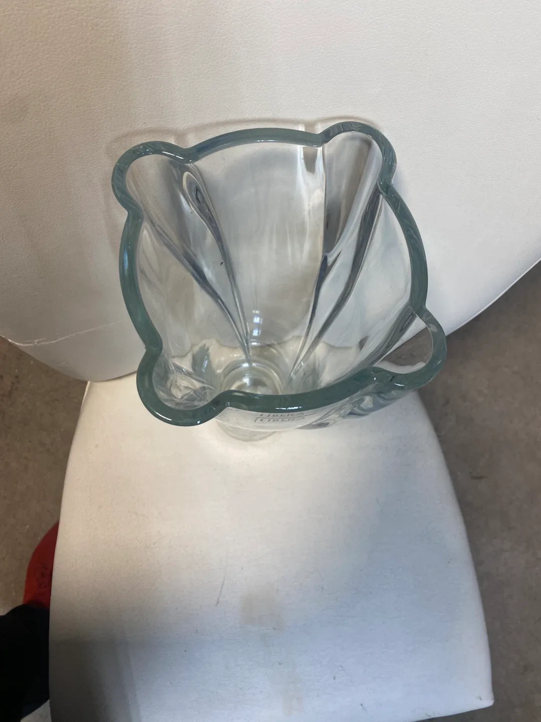 Libera Czech Republic Glass Vase image indicator(4)