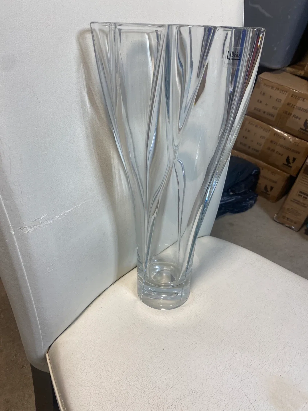 Libera Czech Republic Glass Vase image indicator(3)