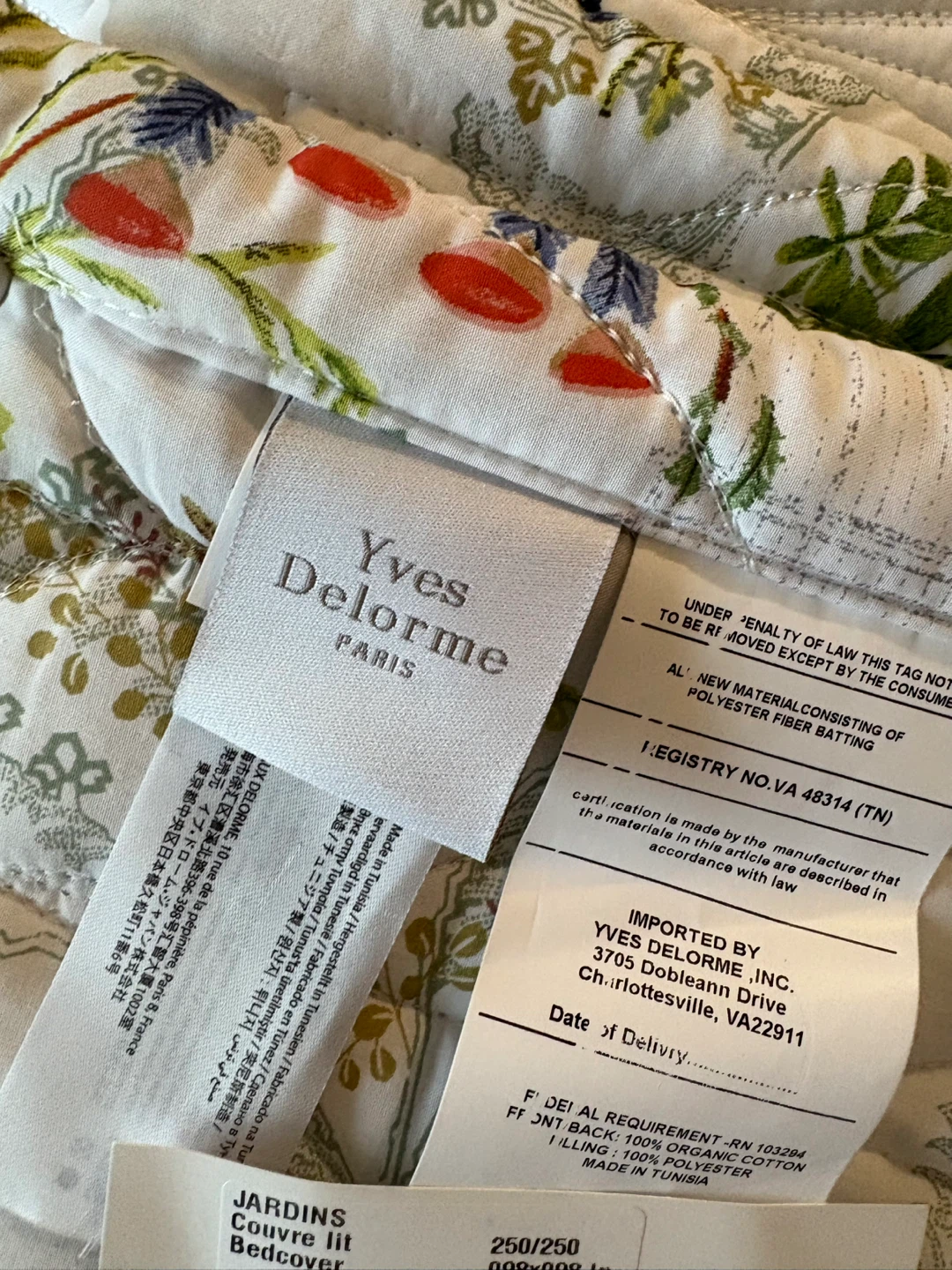 Yves Delorme Jardins Bedcover 98/98 inch and 2 small pillows - photo 4