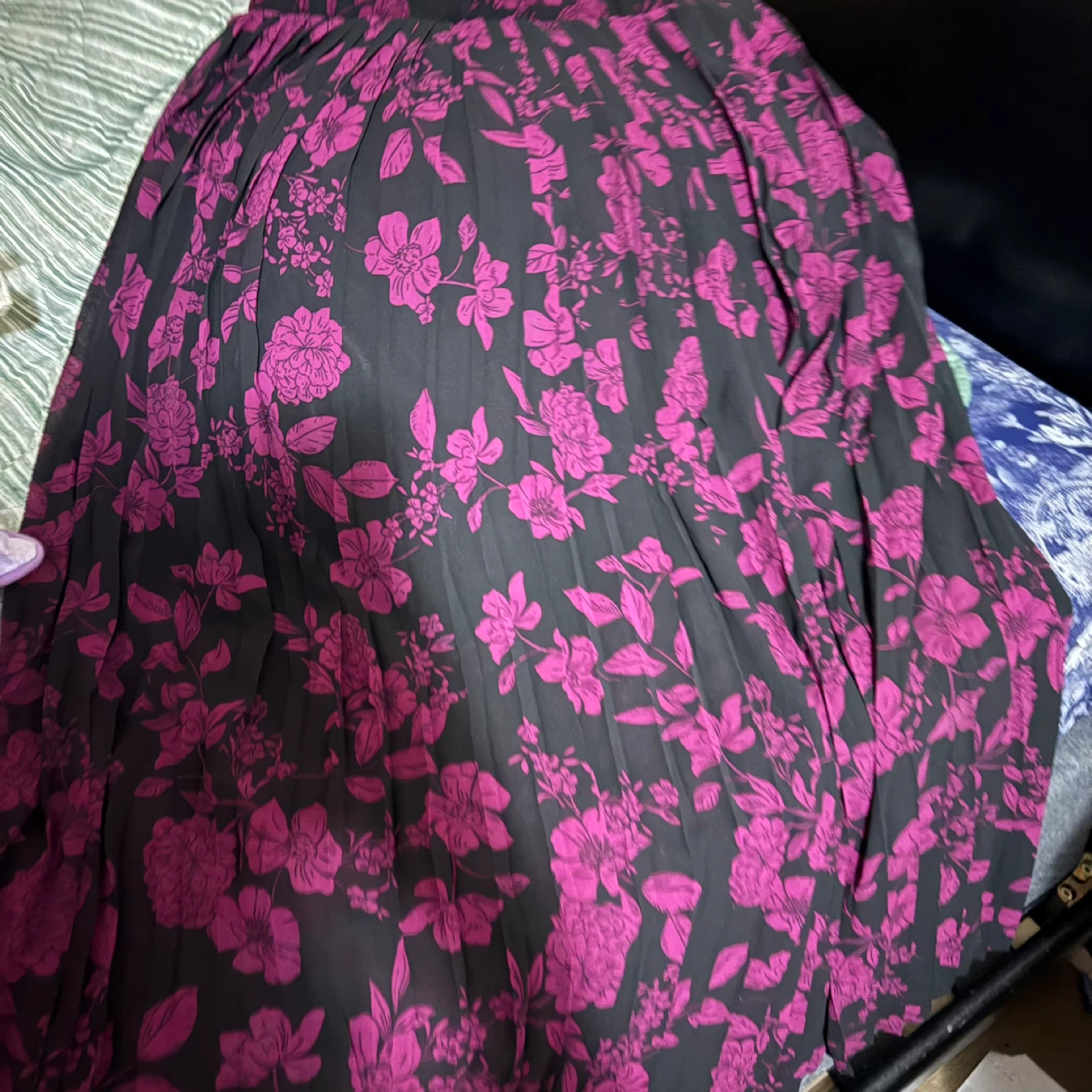 Floral Print Skirt - Black and Pink