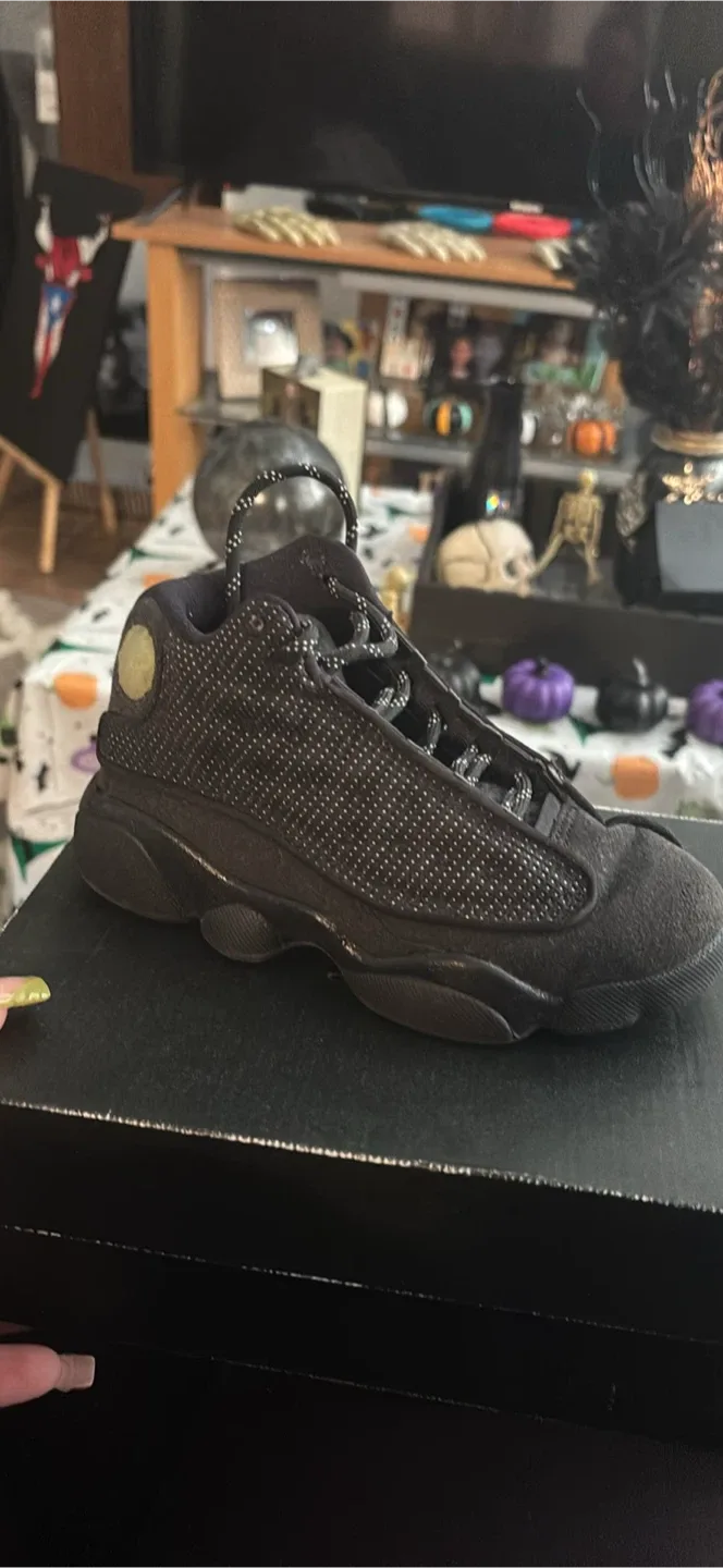 Jordan 13 Retro TXT BP Black Size 11.5C image indicator(3)