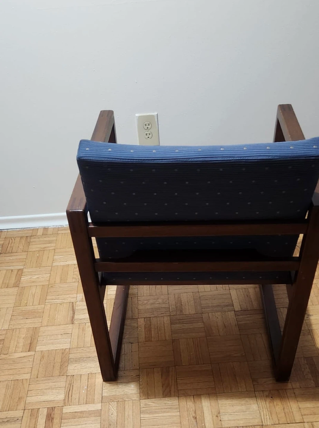 Pair of Blue Upholstered Arm Chairs - photo 3