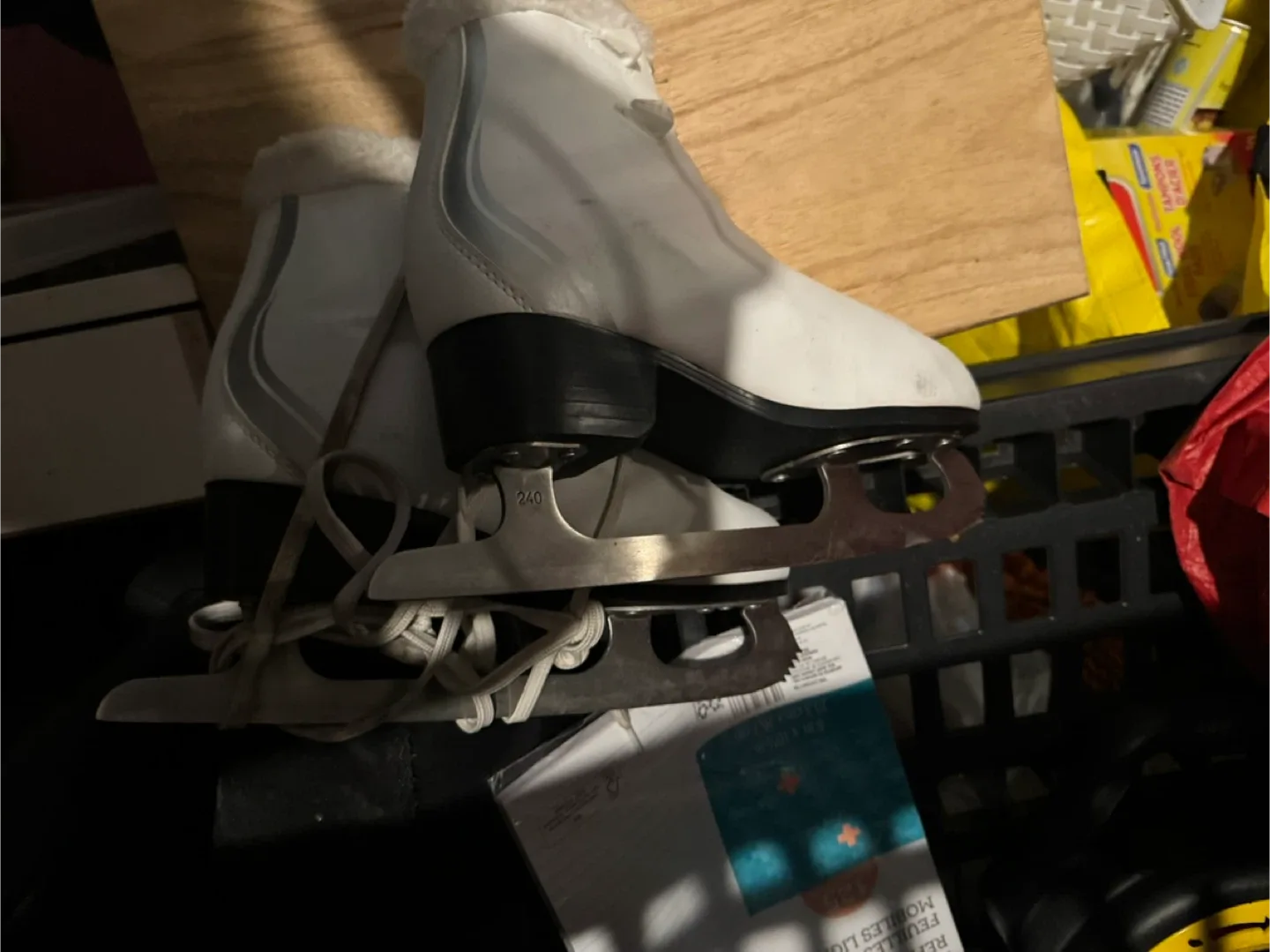 White Ice Skates - Size 5 image indicator(2)