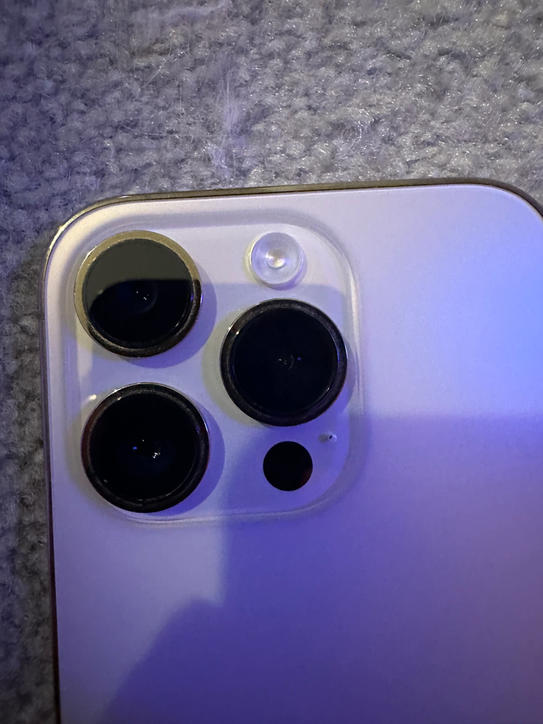 iPhone 14 Pro - photo 3