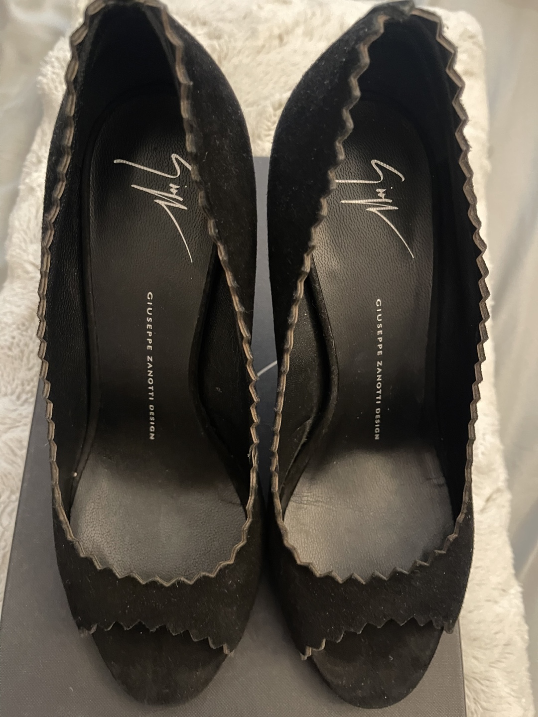 Giuseppe Zanotti Black Suede Heels - Size 38 - photo 3