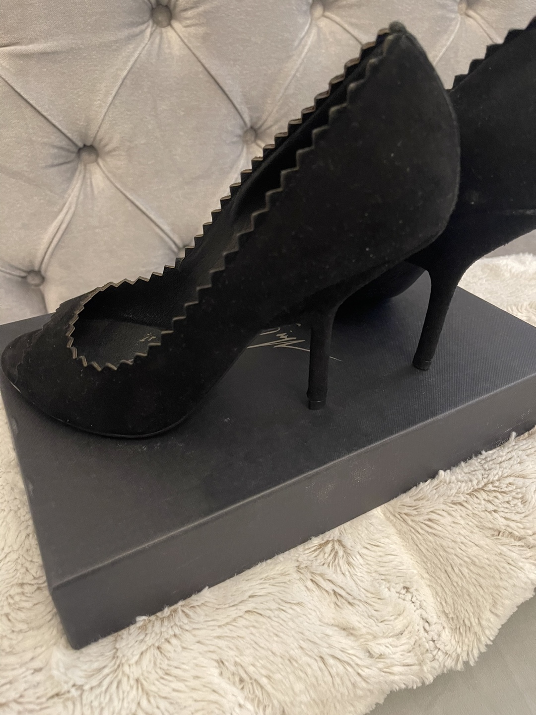 Giuseppe Zanotti Black Suede Heels - Size 38 - photo 4