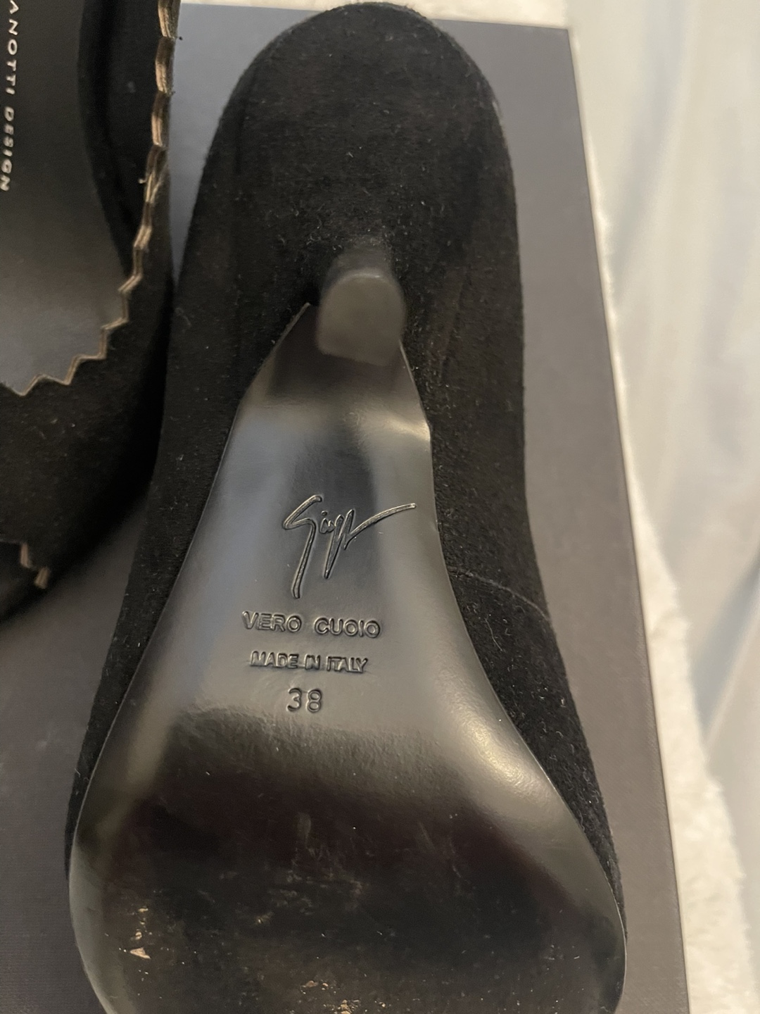 Giuseppe Zanotti Black Suede Heels - Size 38 - photo 2