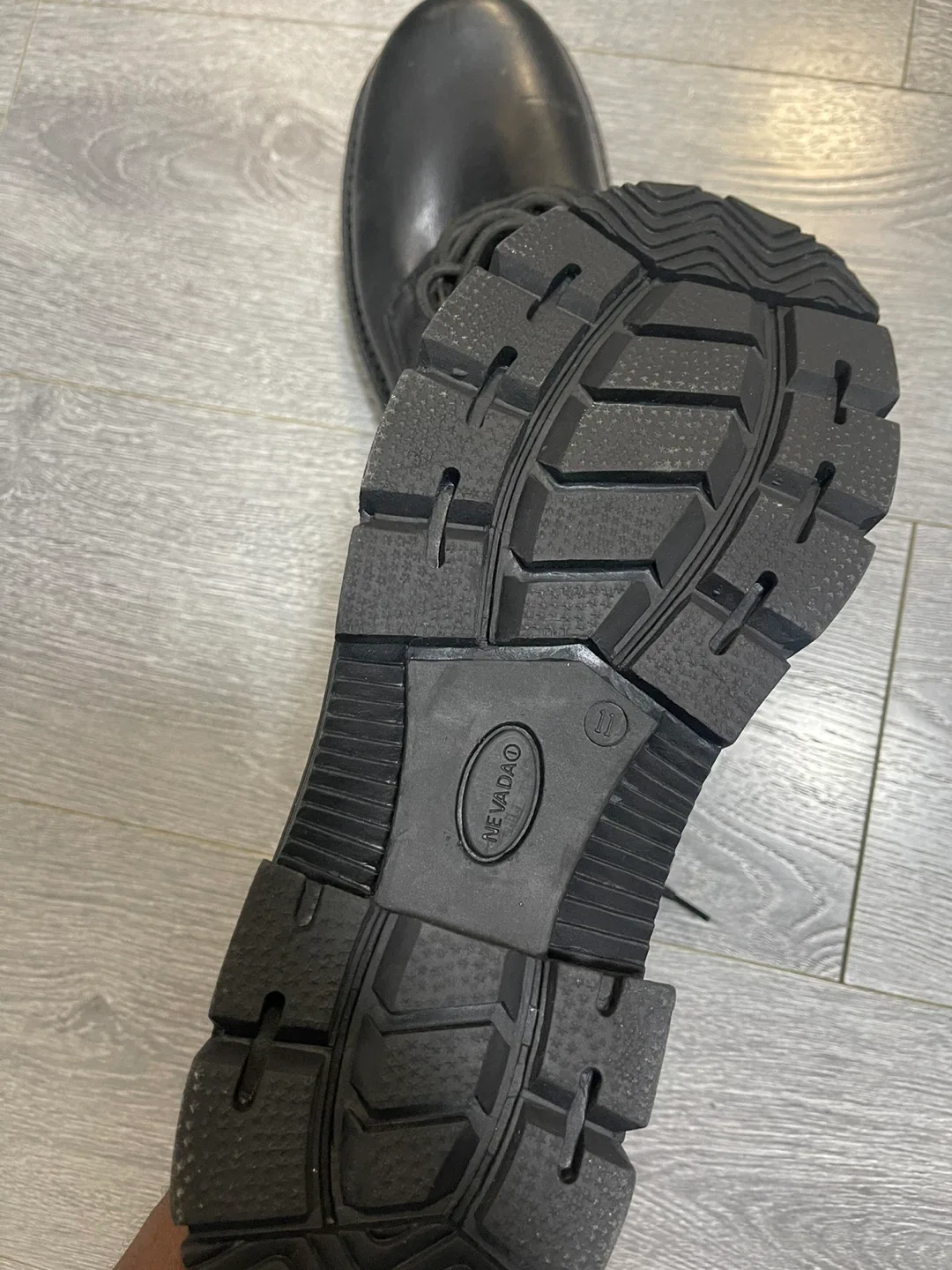 Nevada Black Leather Shoes Size 11 image indicator(5)