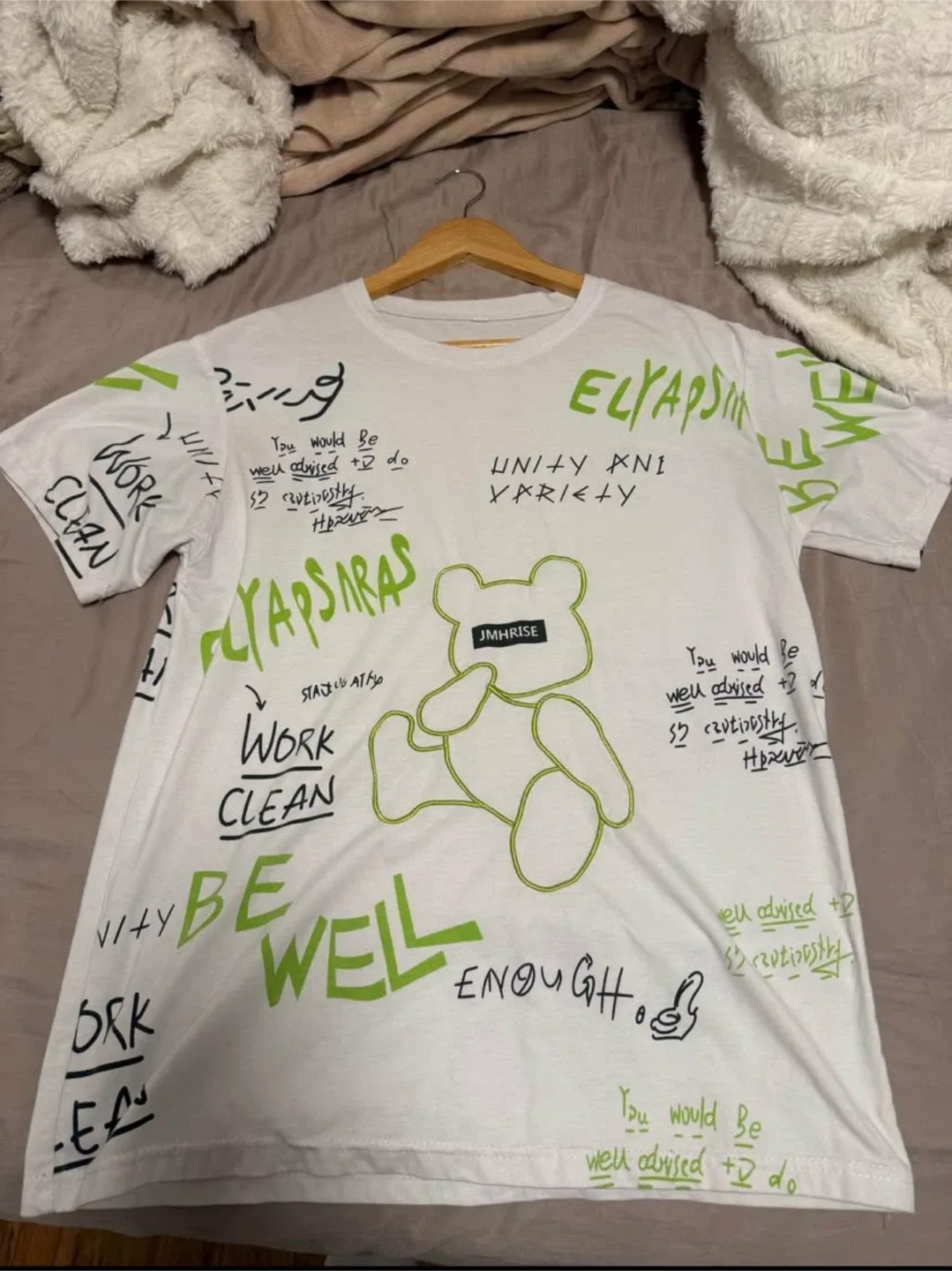 White Graphic T-Shirt with Bear Design thumbnail