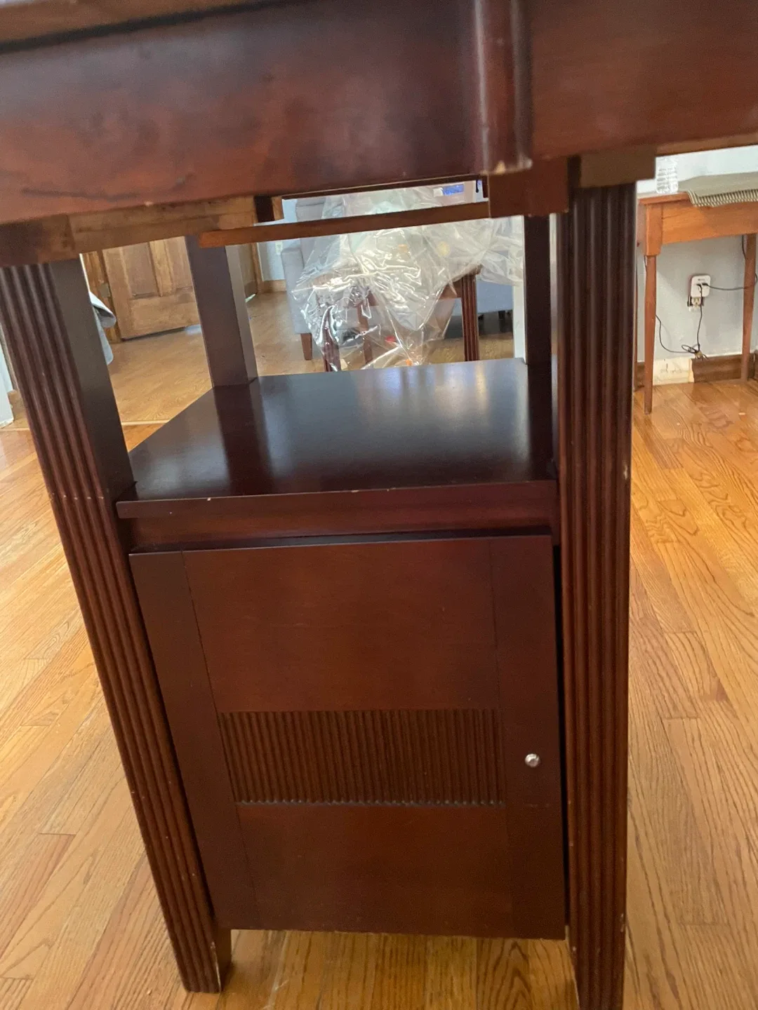 Dining Table with 6 Chairs - Dark Wood image indicator(2)