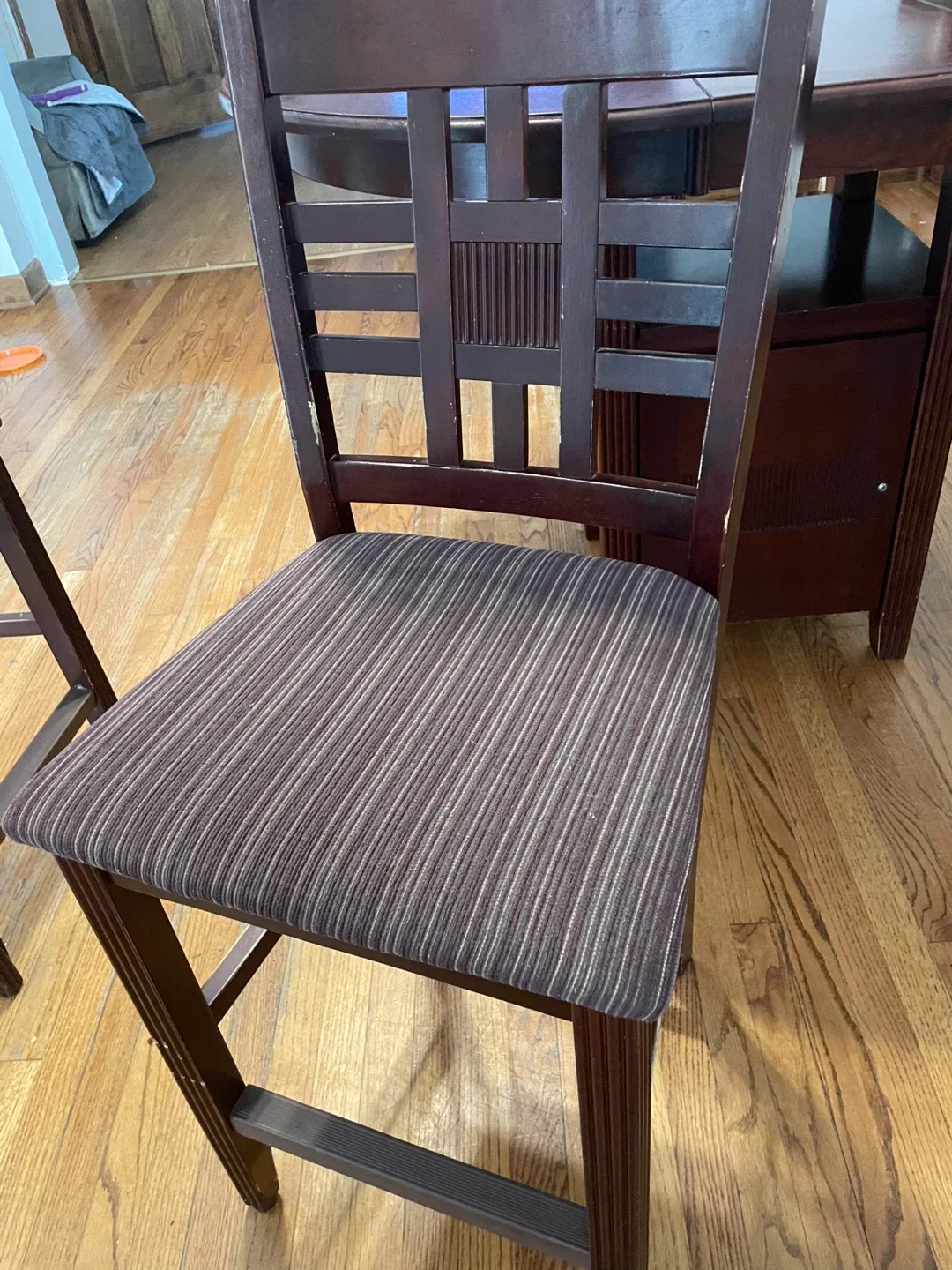 Dining Table with 6 Chairs - Dark Wood image indicator(5)