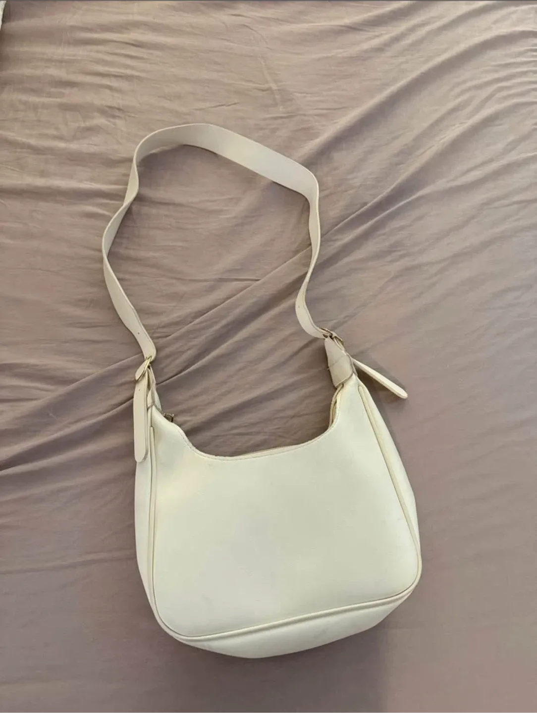 White Shoulder Bag thumbnail
