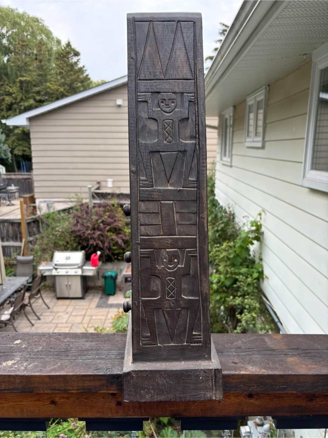 Wooden Pyramid-Shaped Jewelry Box image indicator(3)