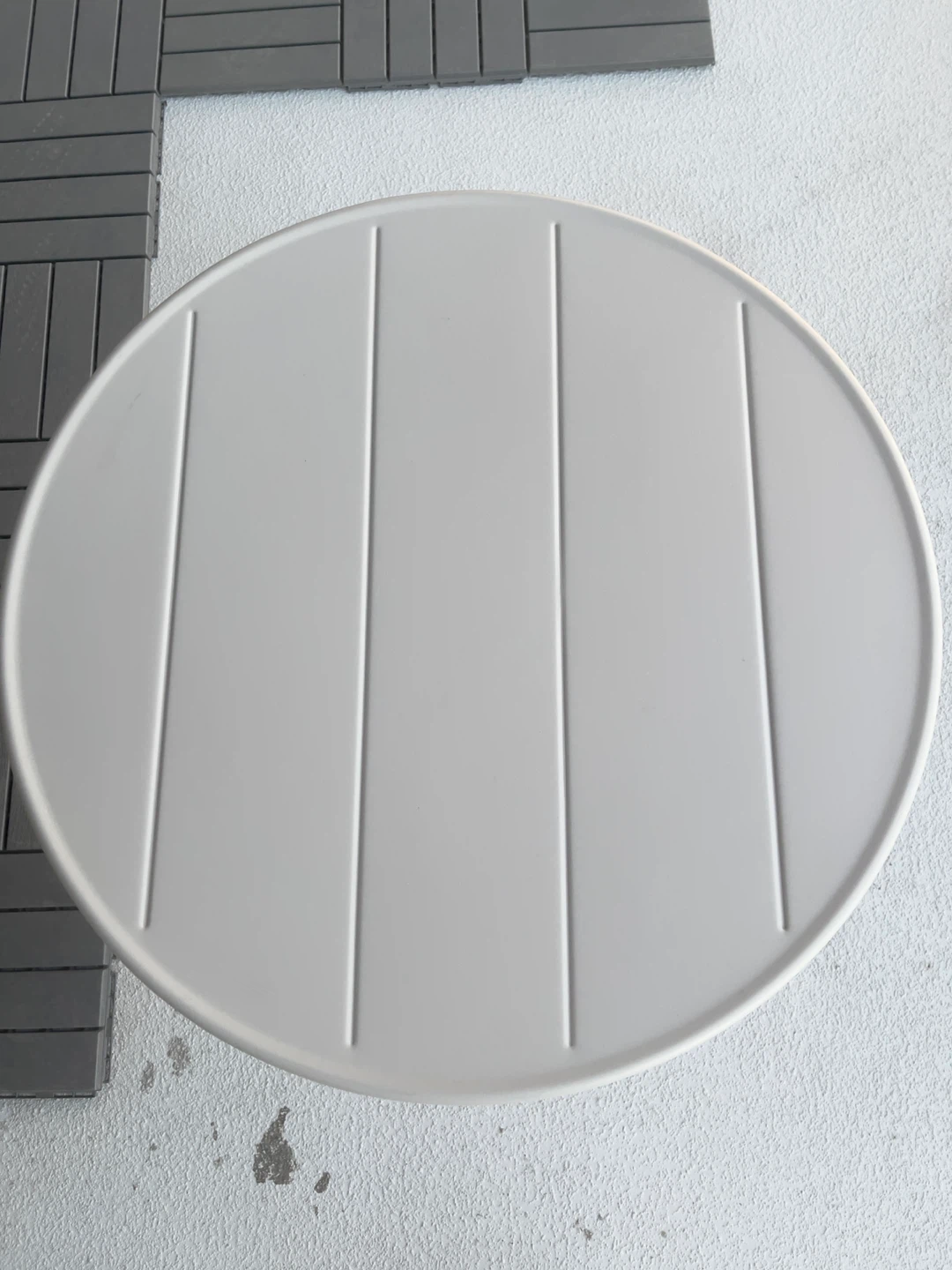 IKEA Outdoor Table & 2 Chairs, light Grey - photo 5