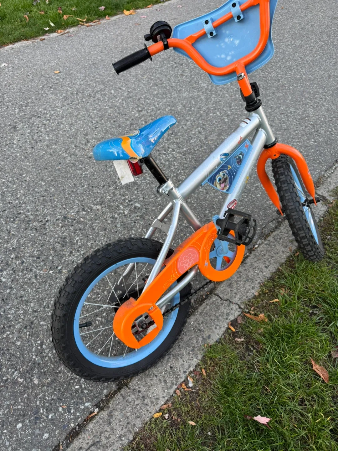 Paw Patrol 12" Kids' Bike with Training Wheels image indicator(3)