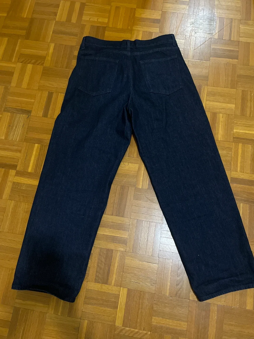 Uniqlo Jeans - Dark Blue image indicator(3)
