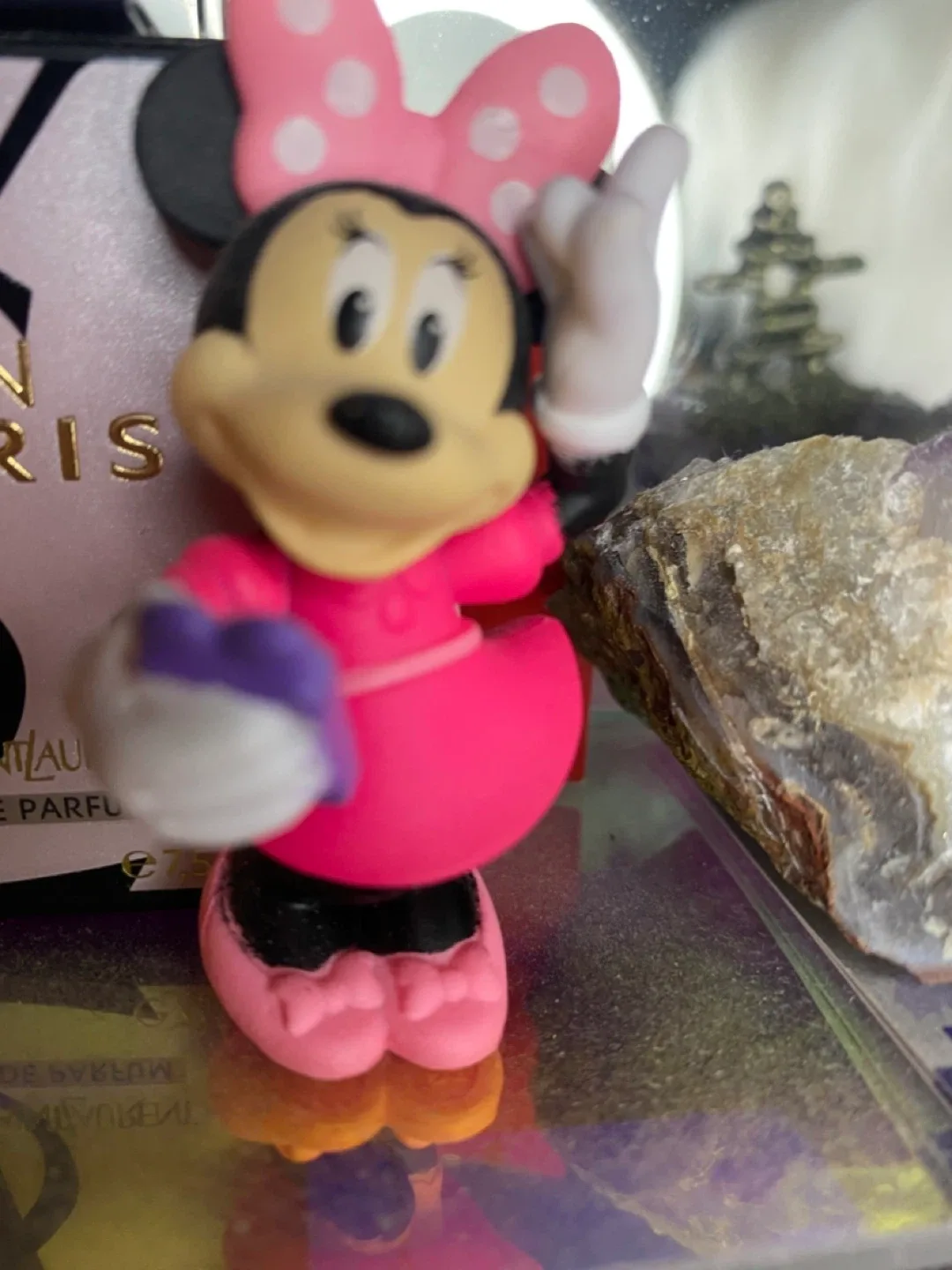 Minnie Mouse Figurine thumbnail