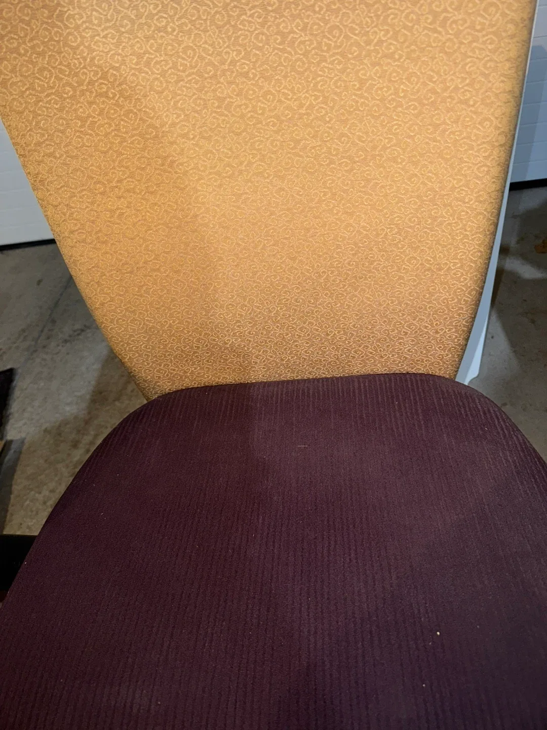 Office Chair - Burgundy Seat, Patterned Back image indicator(5)