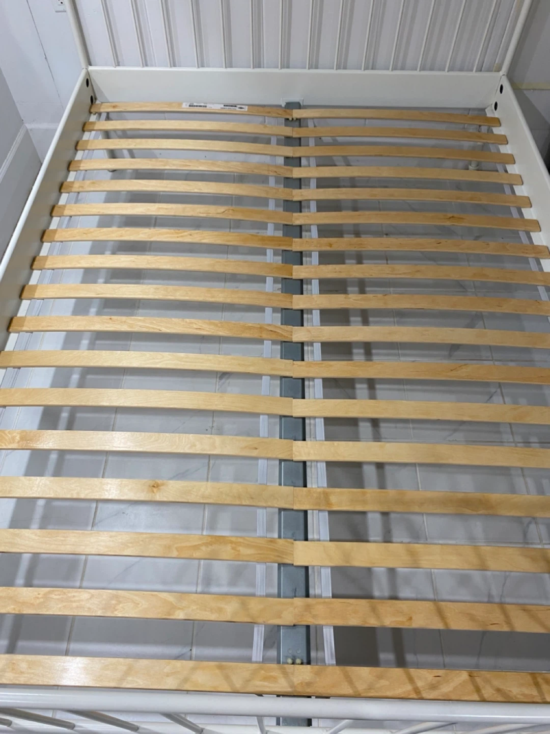IKEA REIVIK White Queen Bed Frame - photo 2