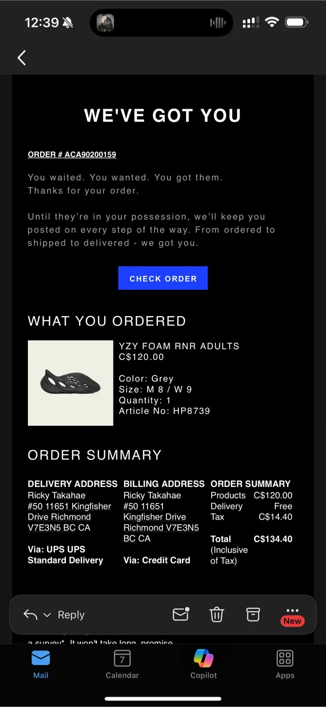 Adidas Yeezy Foam RNR Size 8 Black image indicator(3)