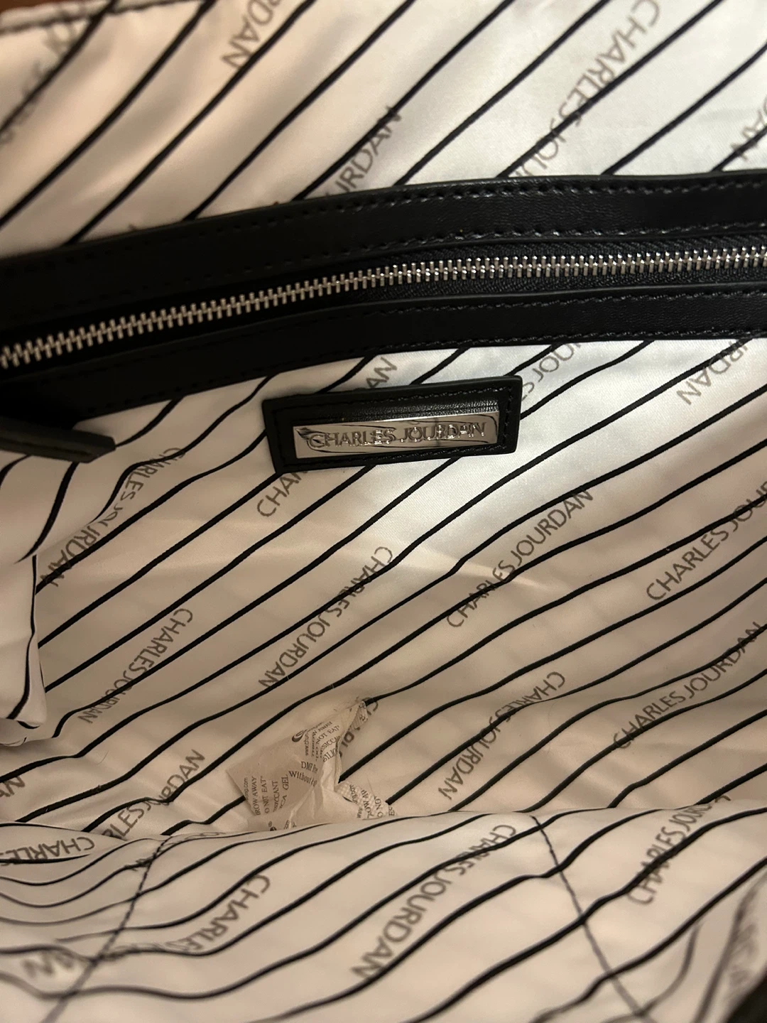 Charles Jourdan Paris Tote Bag and Steve Madden - photo 4