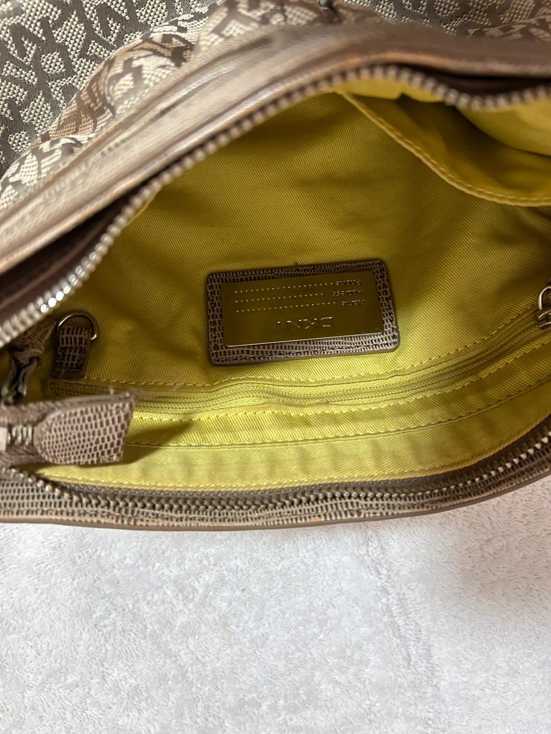 DKNY Shoulder Bag - photo 5