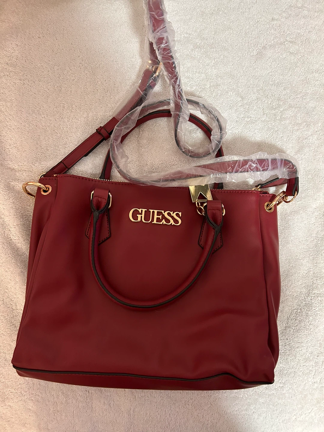 Guess red Bag - New with Tags!