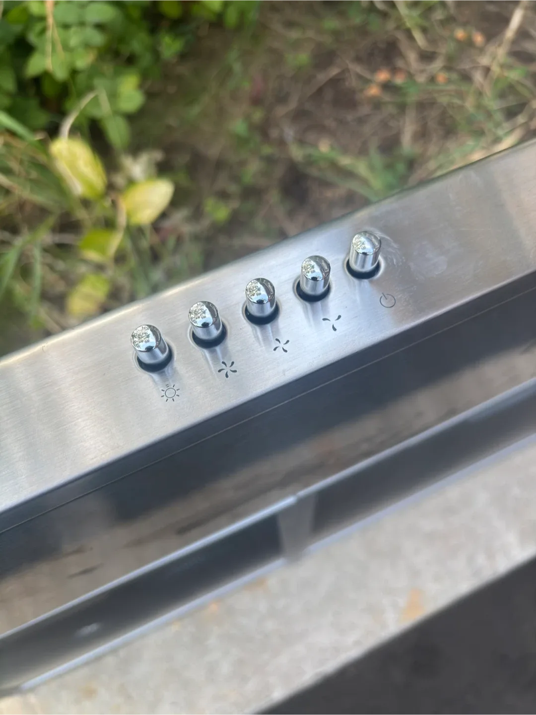 Ekolos Stainless Steel Range Hood 24" - Act Now! image indicator(3)