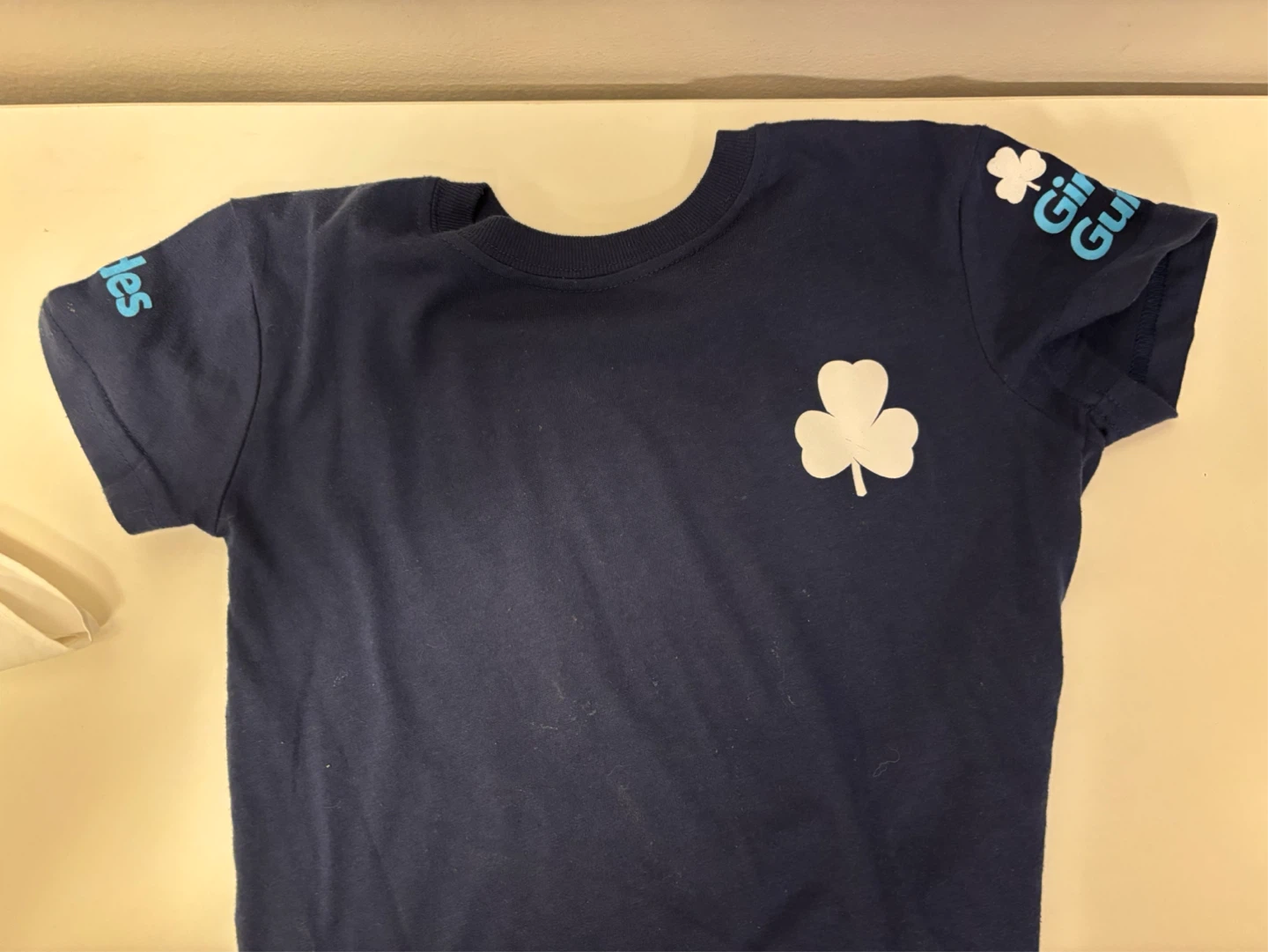 Guides Embers Navy Uniform T-Shirt Size 4 and neckerchief - photo 3