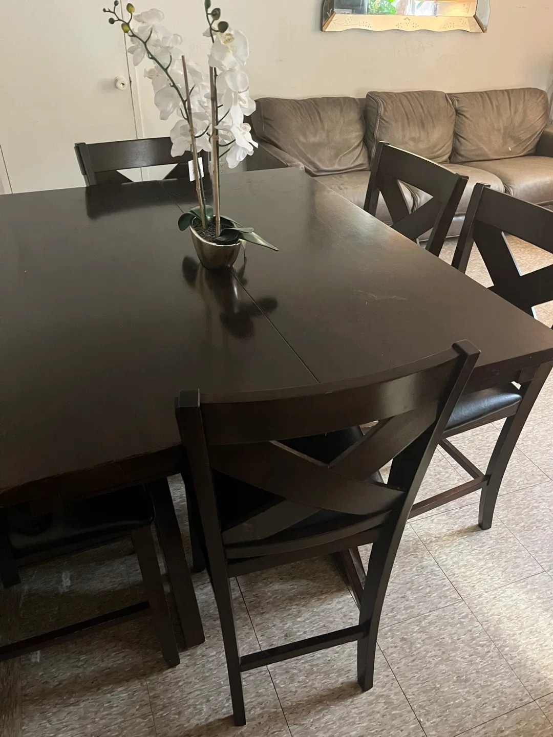 Dining Table with 6 Chairs image indicator(3)