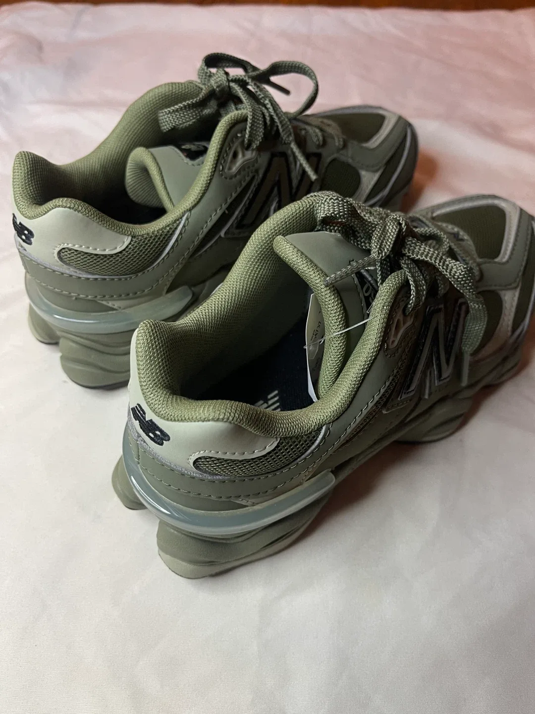 New Balance 9060 Olive Green Sneakers image indicator(4)