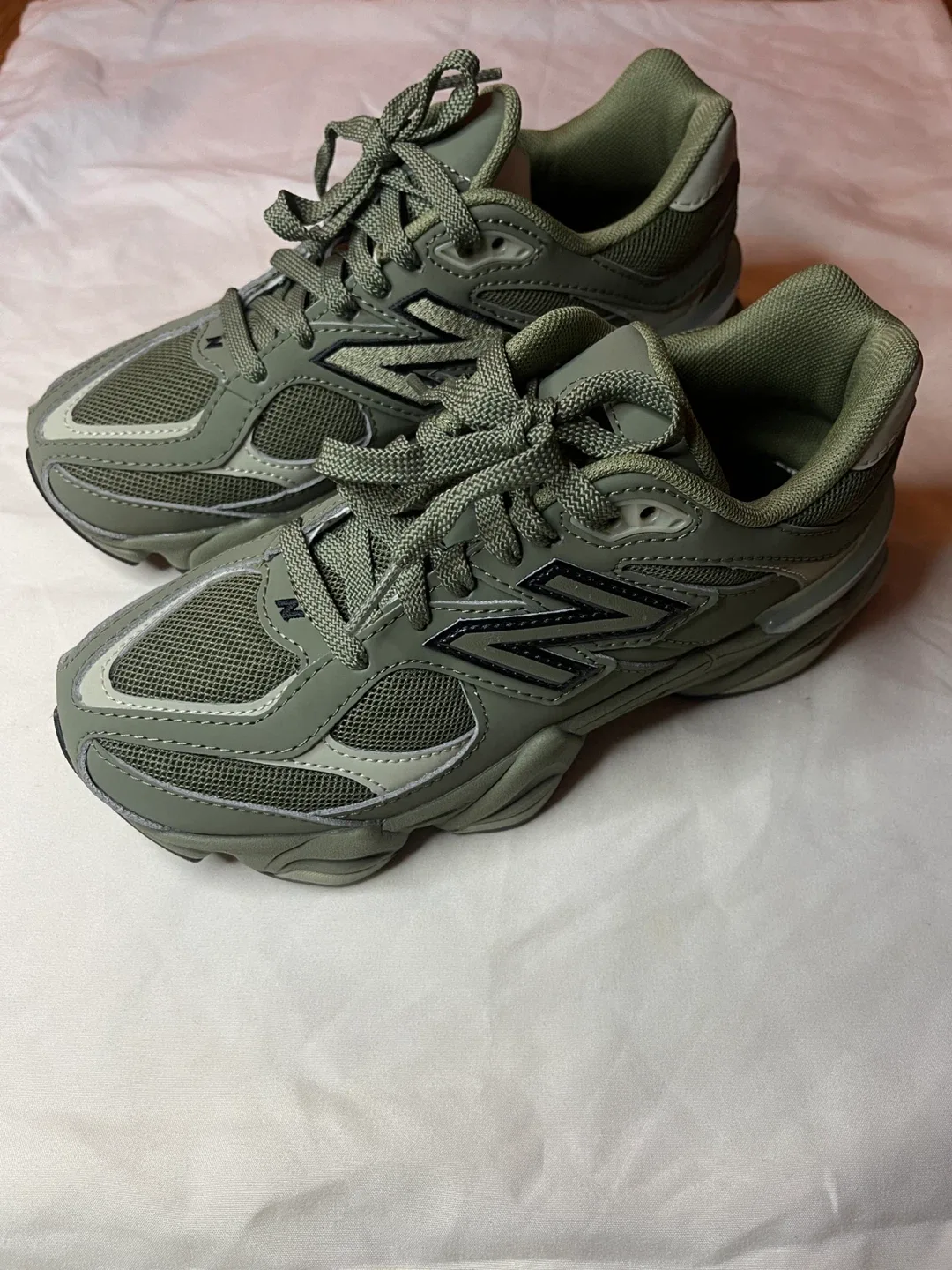 New Balance 9060 Olive Green Sneakers image indicator(5)