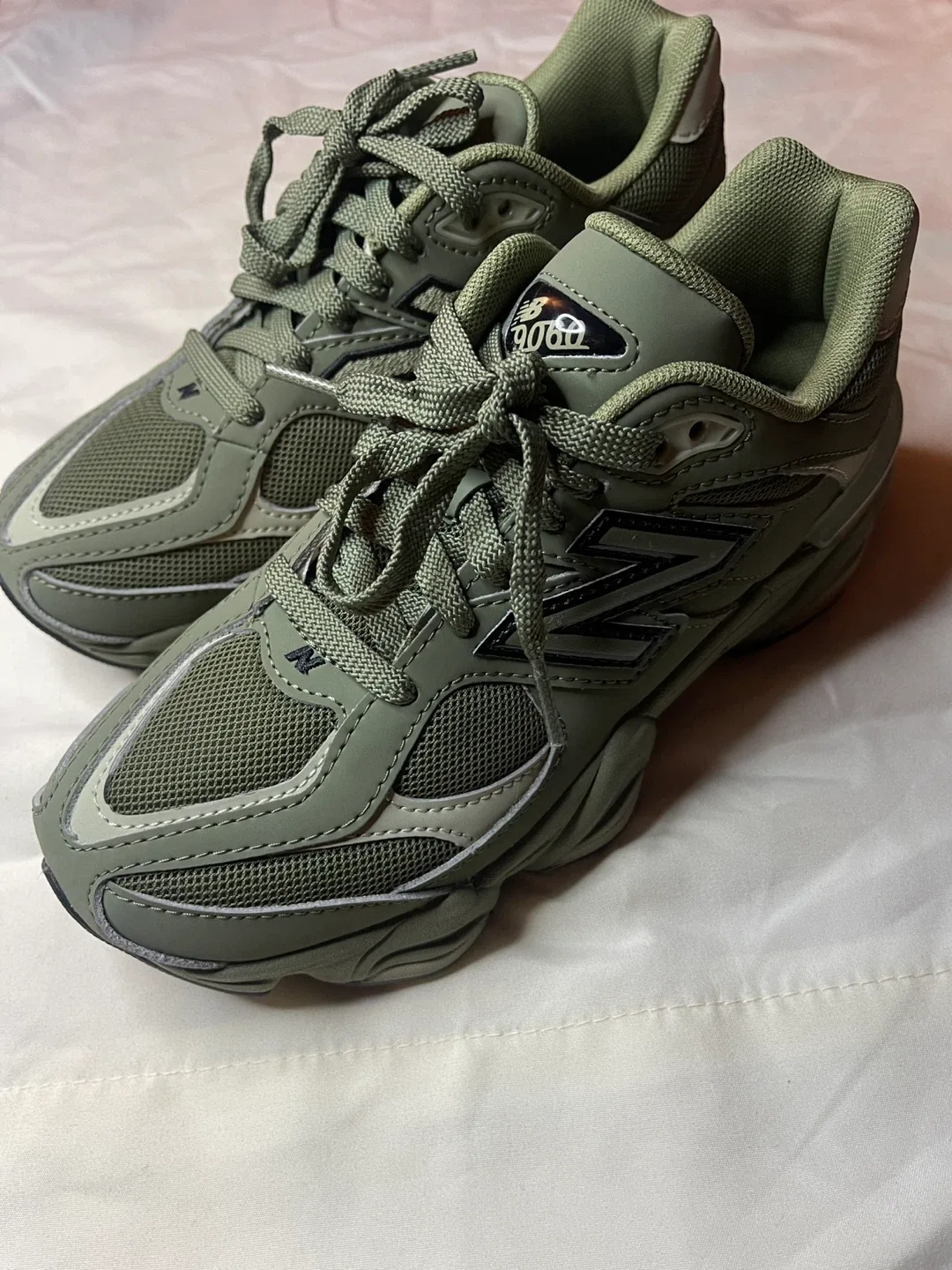 New Balance 9060 Olive Green Sneakers image indicator(6)
