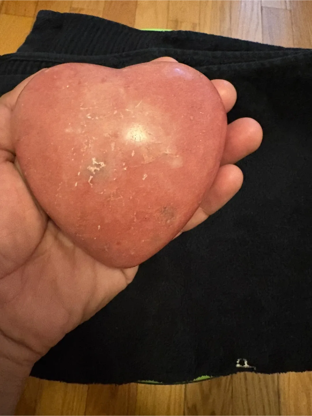 Heart Shaped Stone image indicator(3)