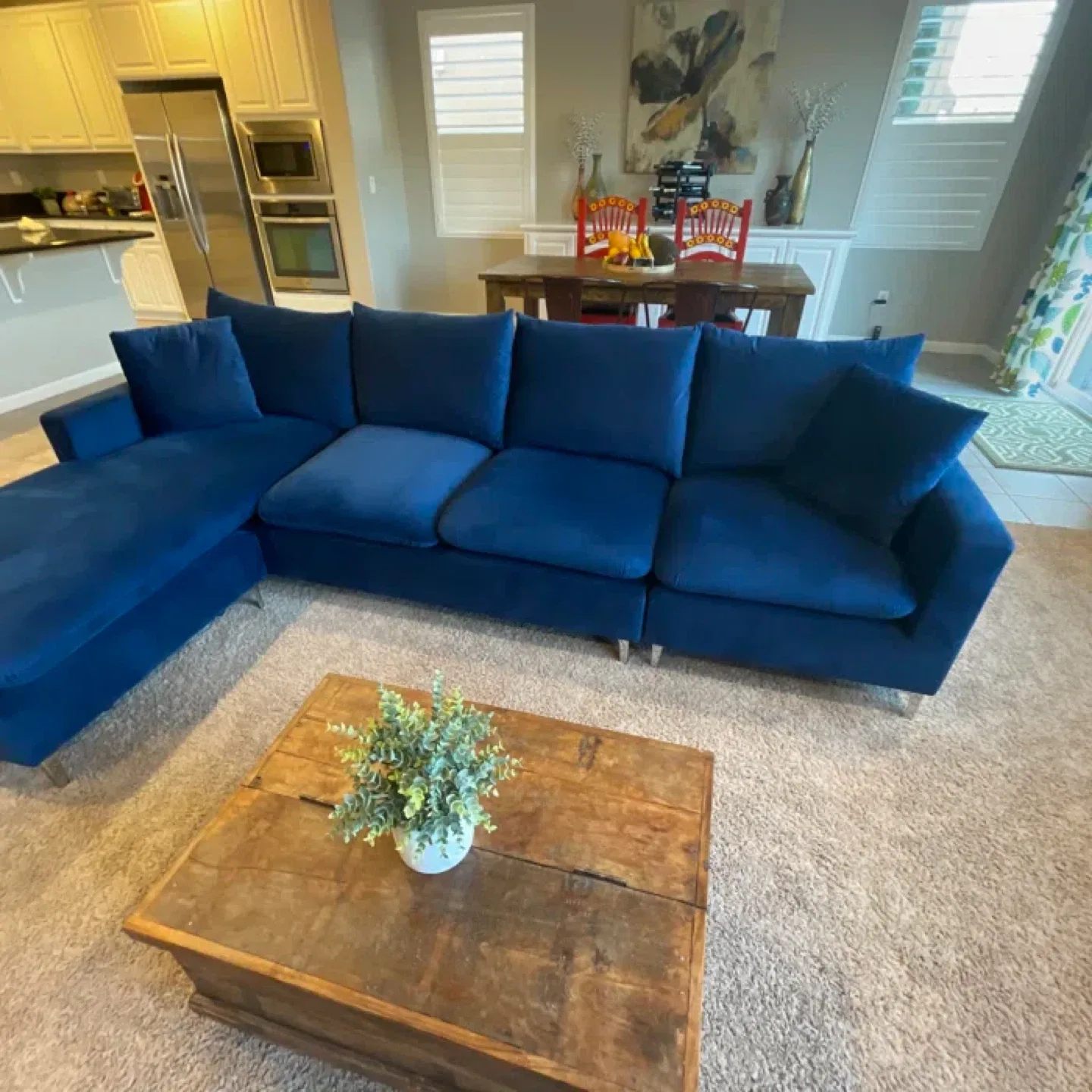 Modern Sectional Sofa - image indicator(10)